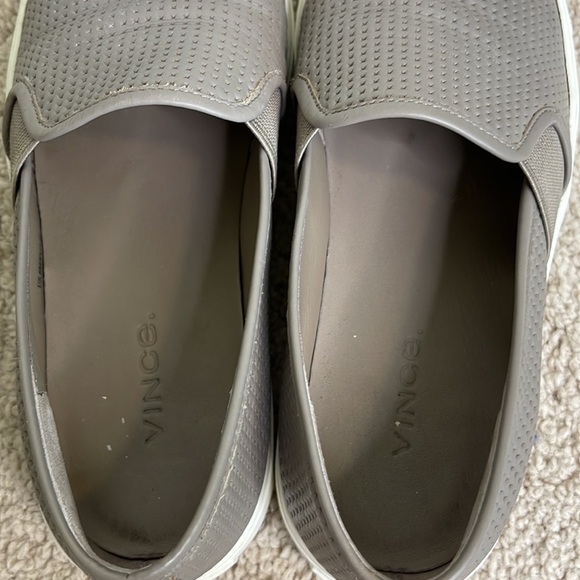 Vince Taupe Slip Ons. Size 5/EU35 - Picture 5 of 8